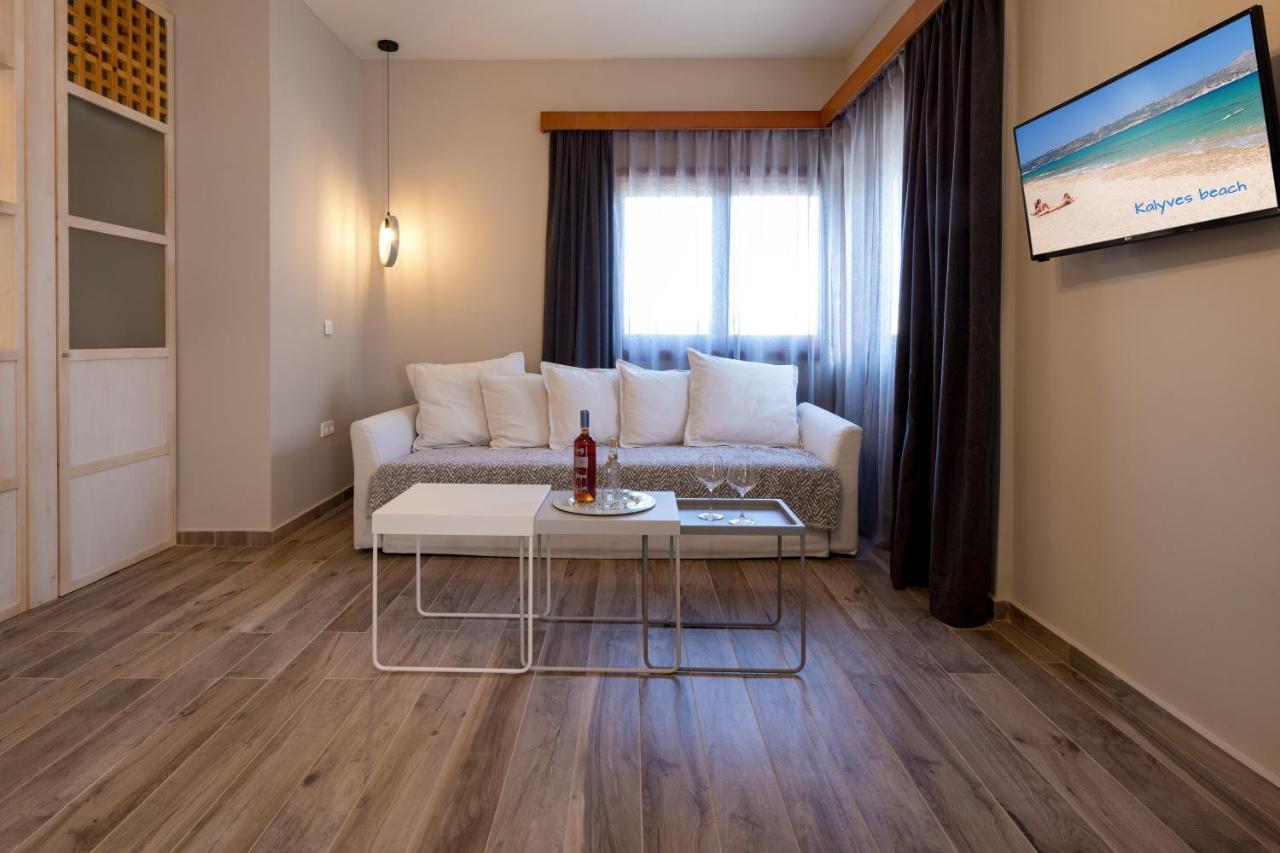 Avra Apartments Kalýves Eksteriør bilde