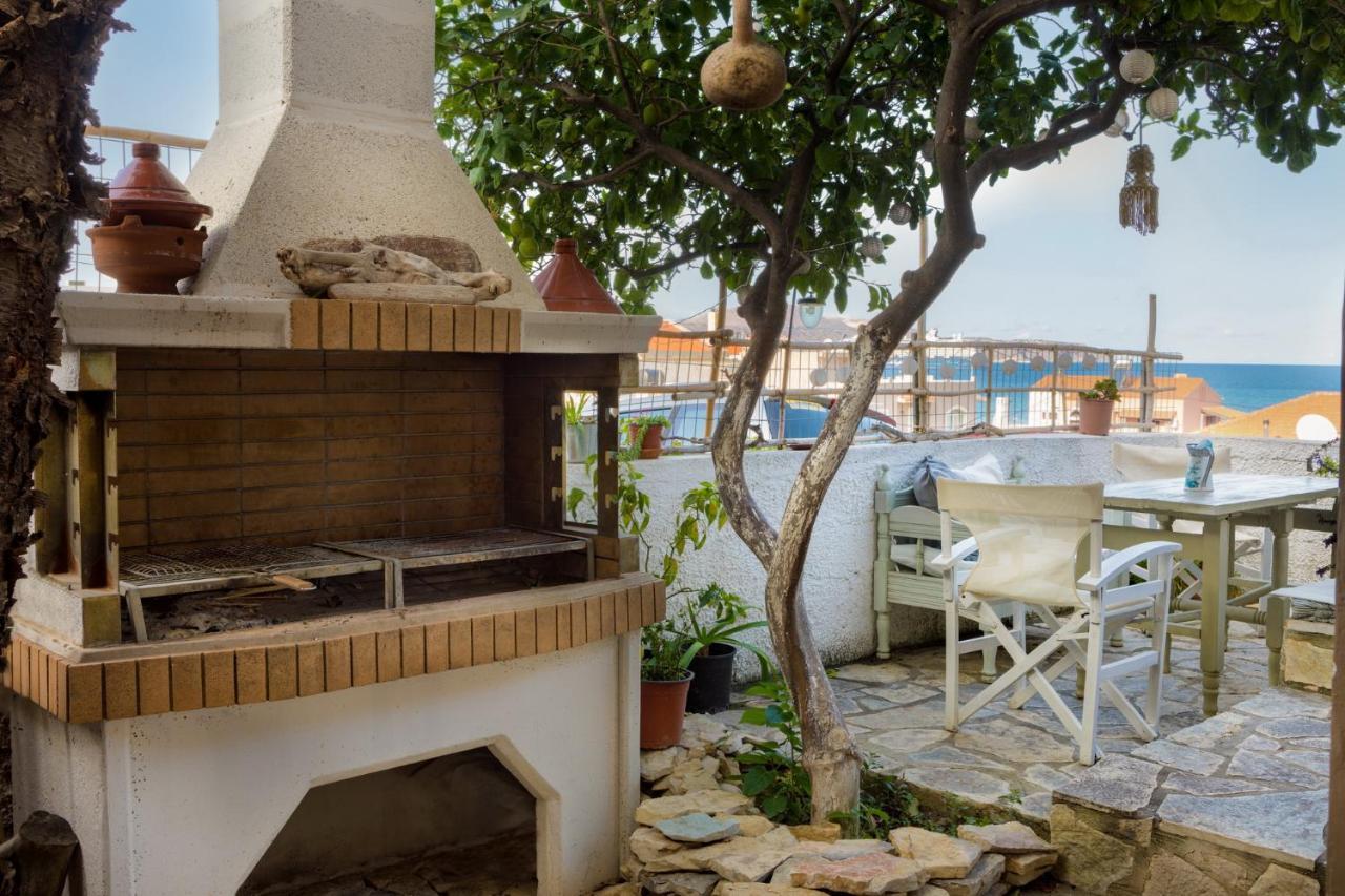 Avra Apartments Kalýves Eksteriør bilde